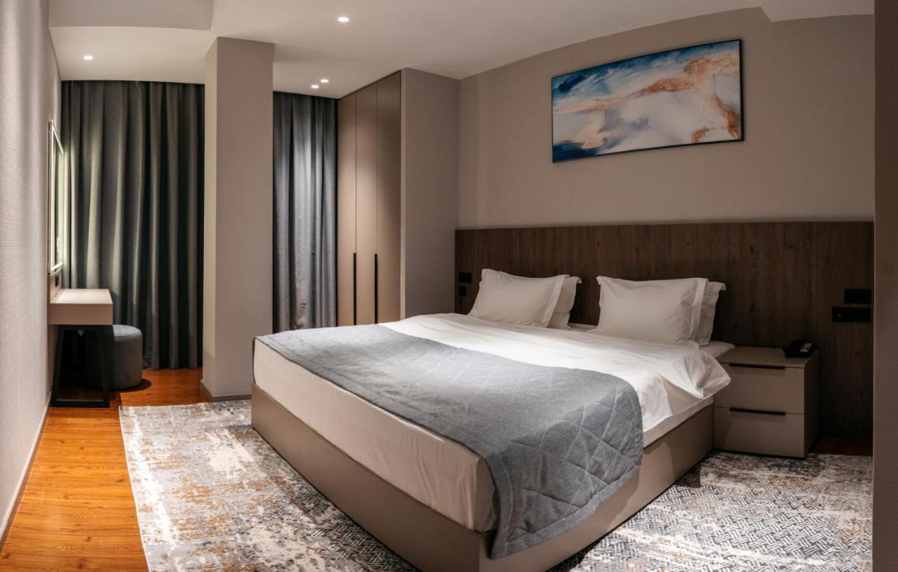 Raavah Aparthotel อัลมาตี ภายนอก รูปภาพ