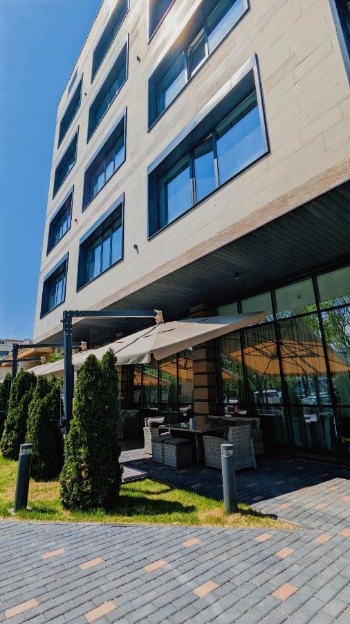 Raavah Aparthotel อัลมาตี ภายนอก รูปภาพ